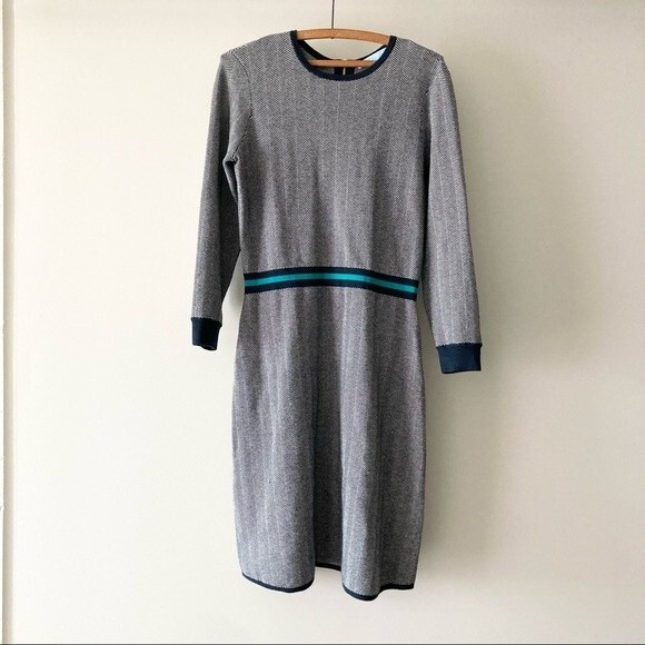 Draper James Navy &‎ White Herringbone Sweater Dress  Size Medium - Picture 1 of 8